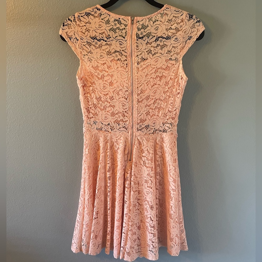 Coral Lace Papaya Dress , size Medium with Metal zipper